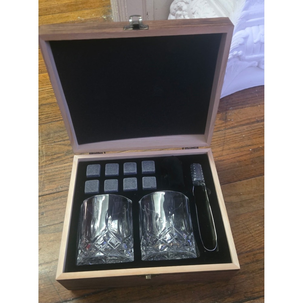 SUPERSUN Whiskey Stone Set 2 Glasses 8 Granite Chilling Rocks Wood Box Gift Set